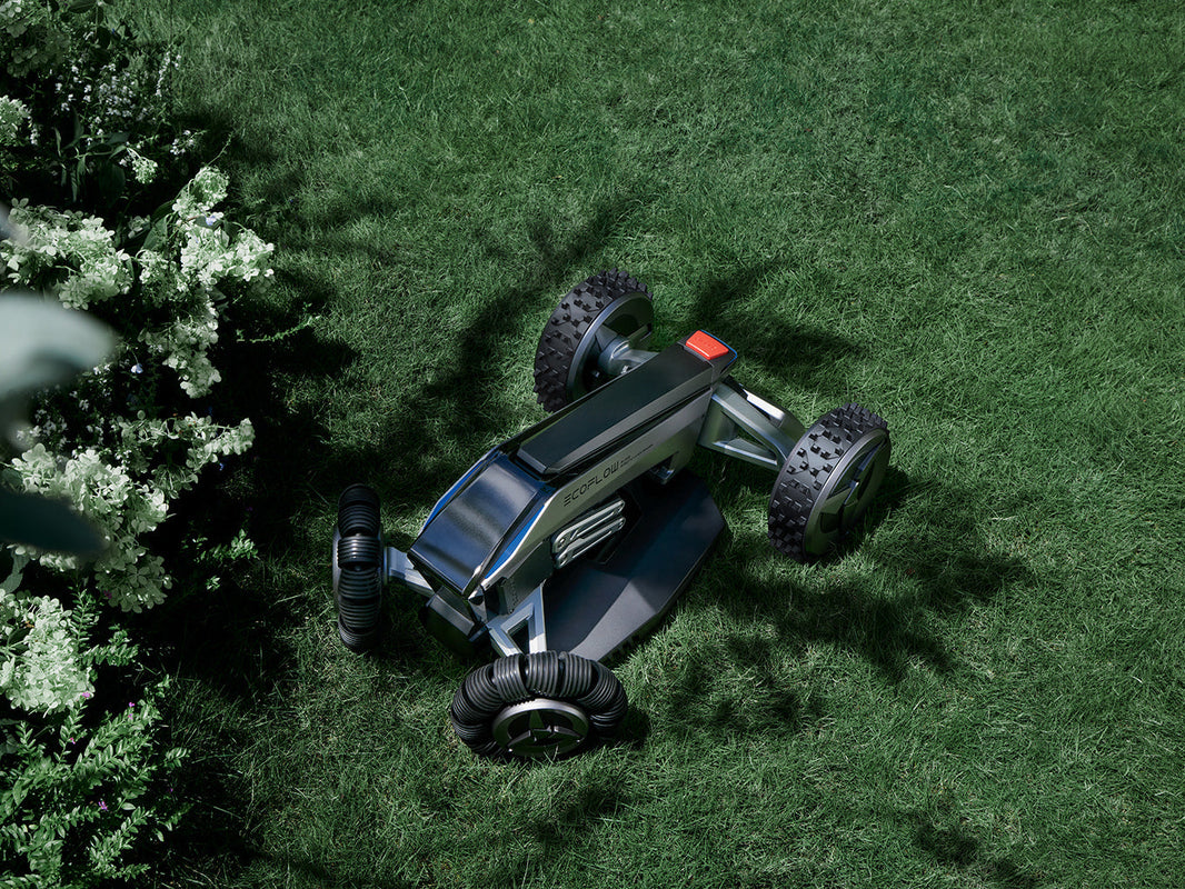 EcoFlow BLADE Robotic Lawn Mower