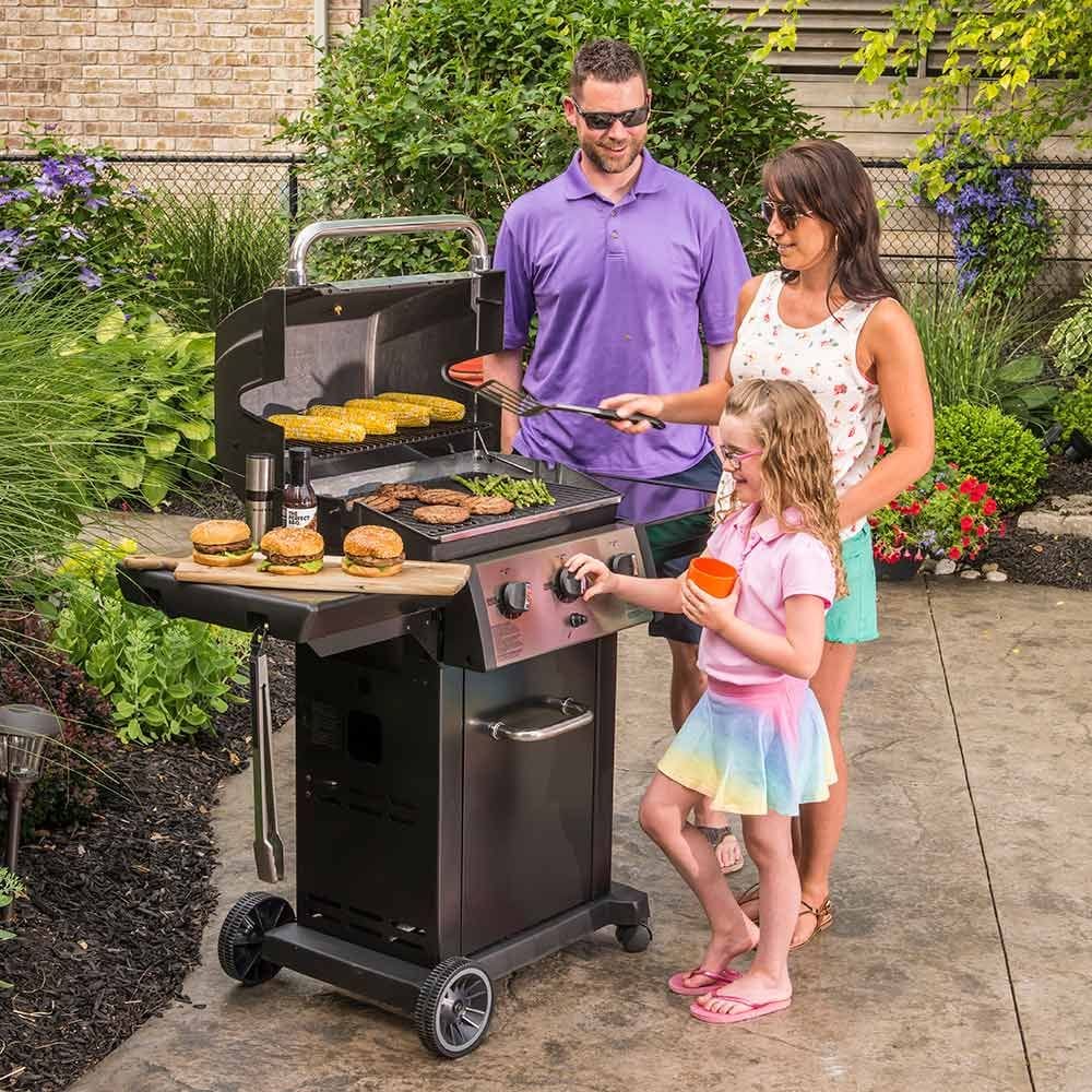 Broil King Monarch™ 320 Gas Grill with 3 Stainless Steel Dual-Tube™ Burners