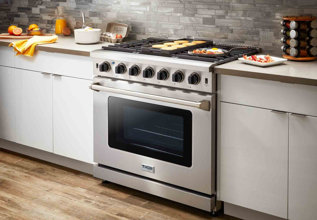 Thor Kitchen 36-Inch 6.0 Cu. Ft Single Oven Professional Gas Range in Stainless Steel (LRG3601U)