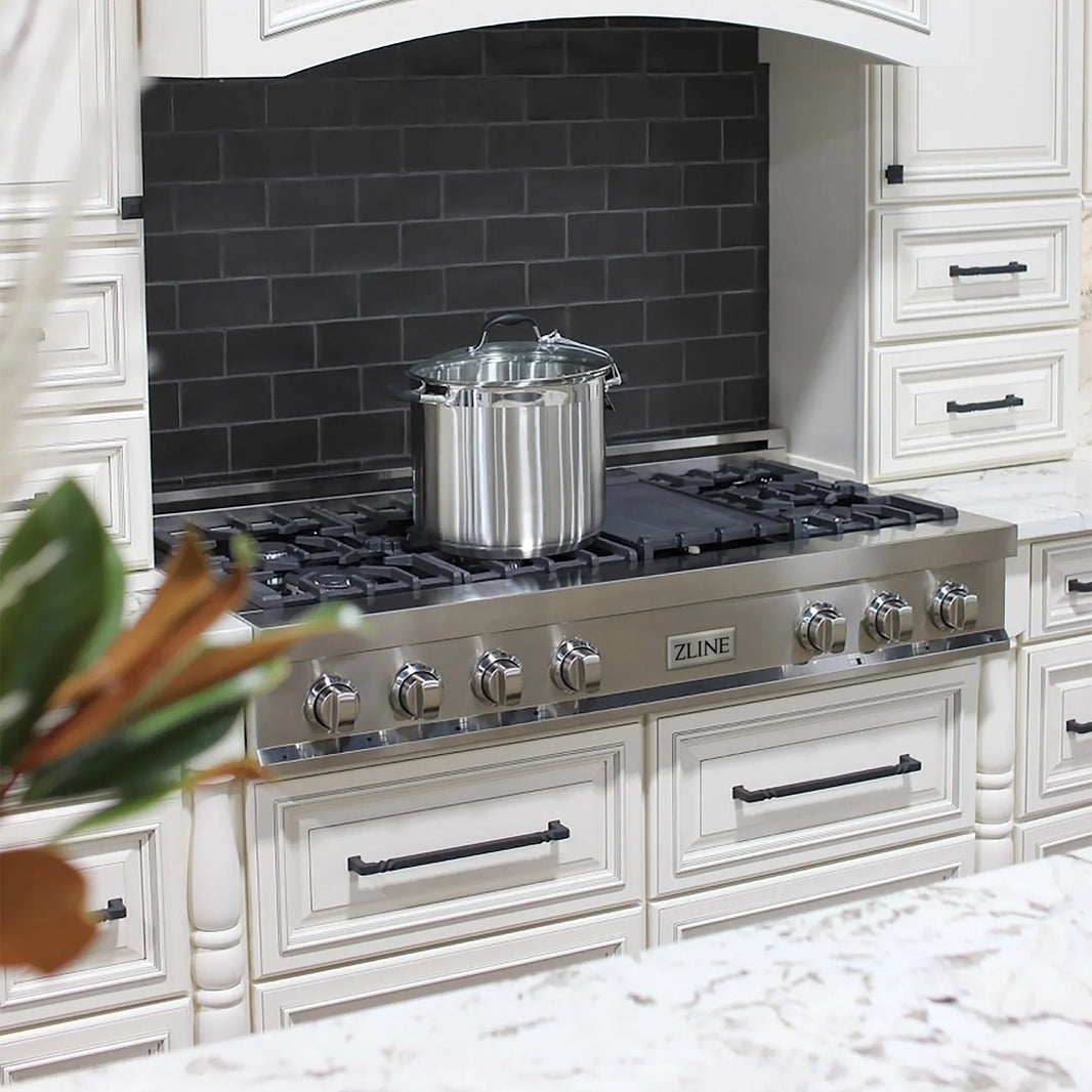 ZLINE 48-Inch Porcelain Gas Stovetop with 7 Gas Burners and Griddle and Griddle (RT-GR-48)